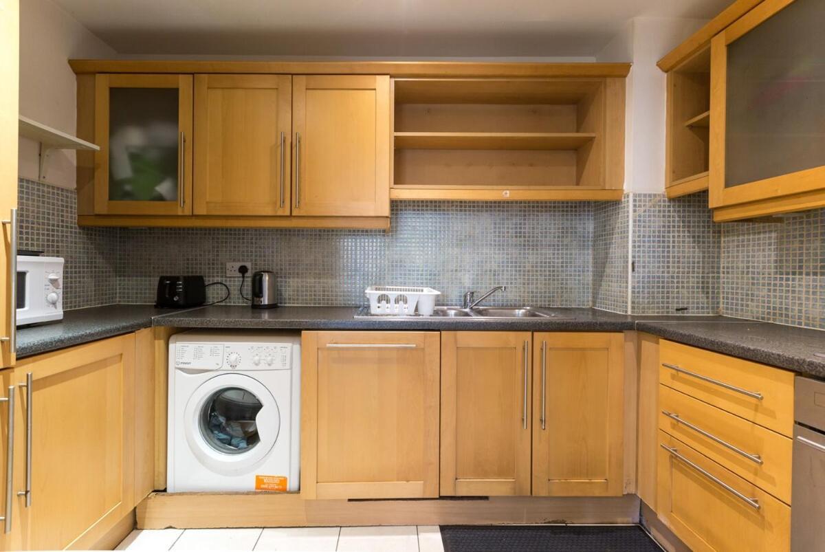 Apartment Spacious Two Bedroom Dublin